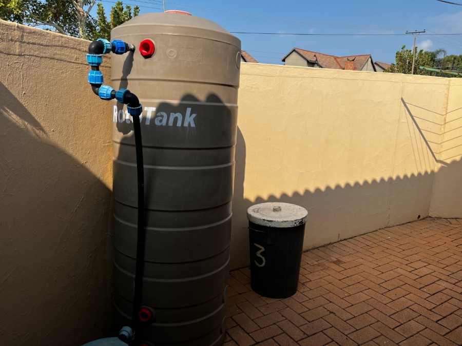 To Let 2 Bedroom Property for Rent in Melodie North West